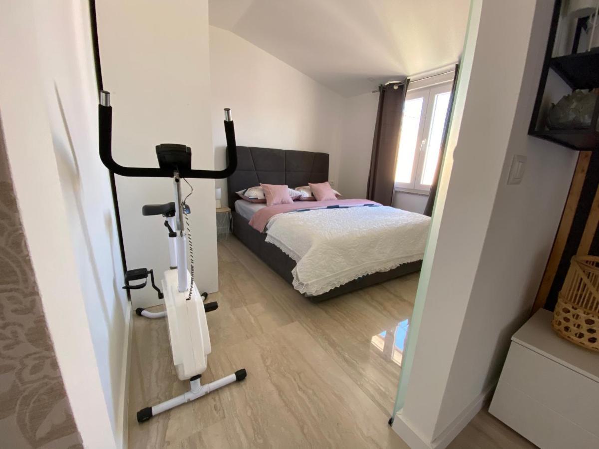Apartman Hajdi Zadar Buitenkant foto